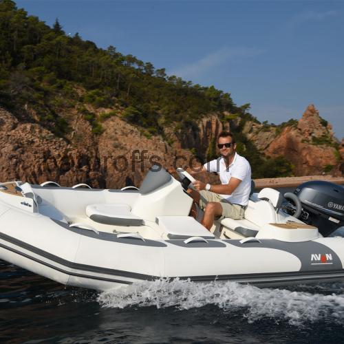 Avon Seasport 490 Deluxe tekniska specifikationer och recensioner